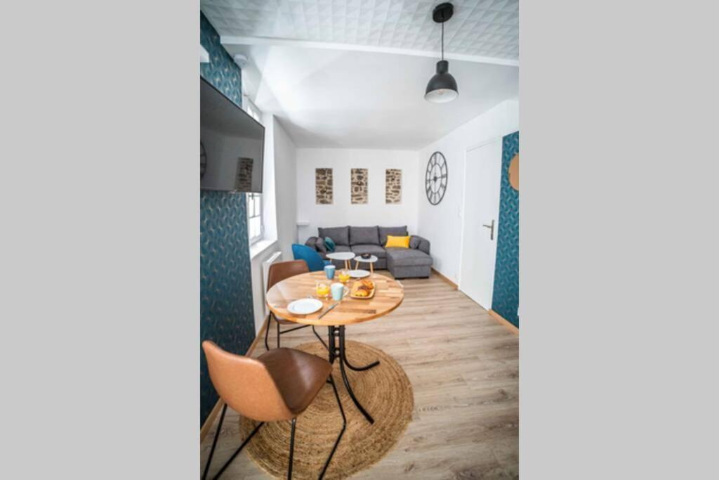 Apartamento Cudjoe Dinan Exterior foto